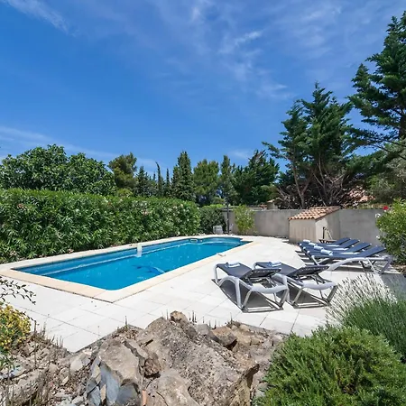 In With Private Pool & Vineyards *